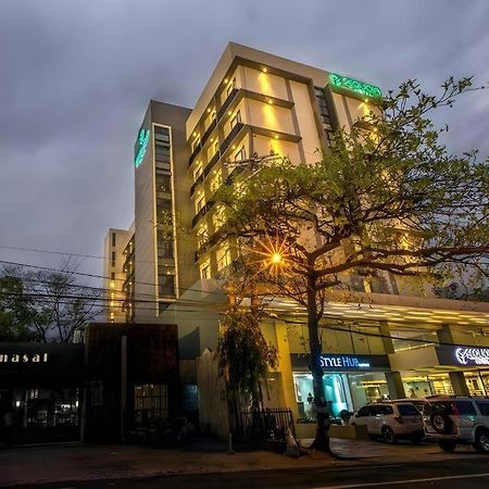 Sequoia Hotel Quezon City Bagian luar foto