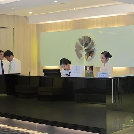 Sequoia Hotel Quezon City Bagian luar foto