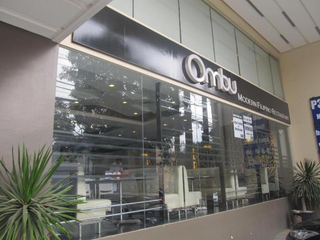 Sequoia Hotel Quezon City Bagian luar foto