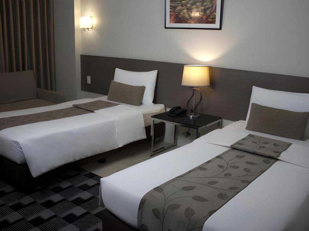 Sequoia Hotel Quezon City Bagian luar foto