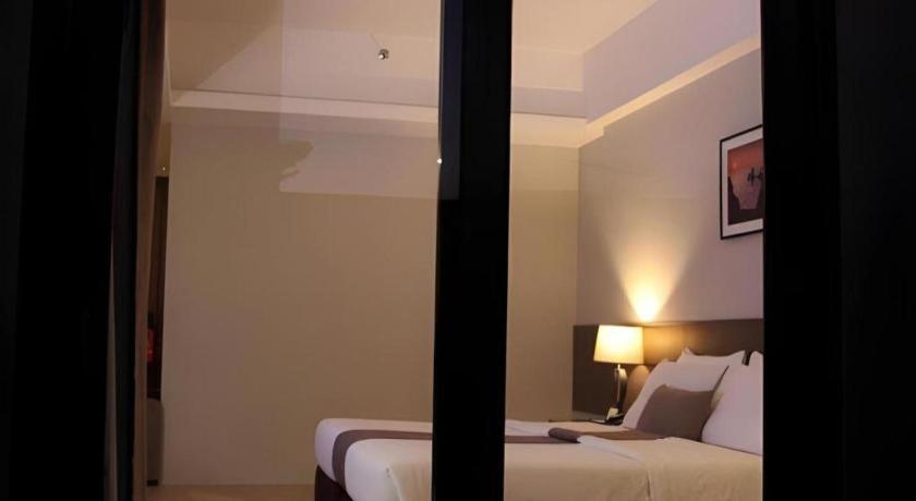 Sequoia Hotel Quezon City Bagian luar foto