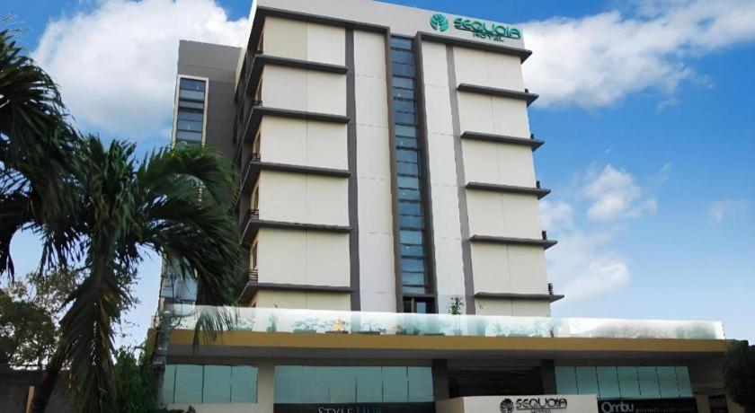 Sequoia Hotel Quezon City Bagian luar foto